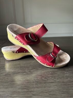 Women’s Red Slide Sandals with Adjustable Buckles